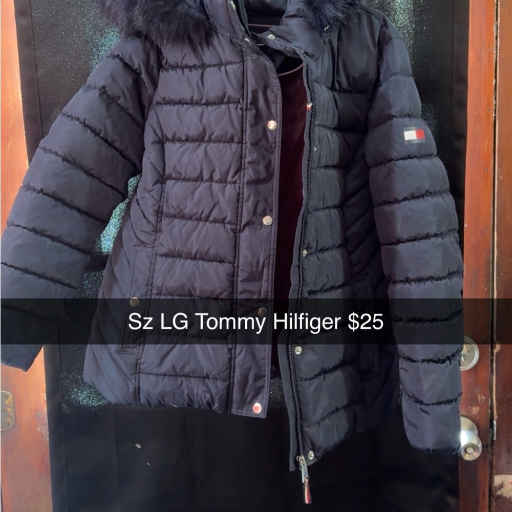 Tommy Hilfiger Women's Navy Puffer Coat